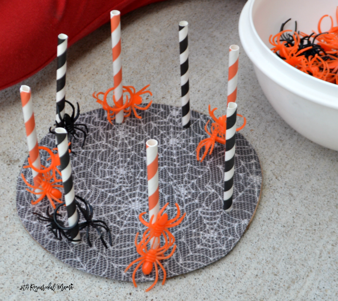 This fun spider threading activity is great for building fine motor skills, hand-eye coordination, learning colors, and developing early math skills. preschooler | toddler | Halloween | Fall | early childhood