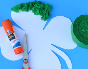 Crepe paper St. Patrick's Day Shamrock kid craft-free Shamrock template