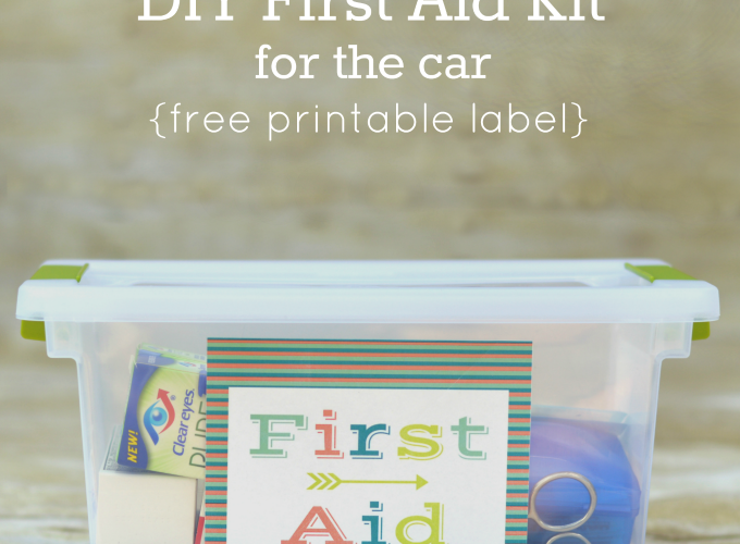 Get ready for scraped knees, bug bites, irritated eyes, and myriad of other things that come with fun summer outdoor adventures with this DIY first aid kit. free printable label