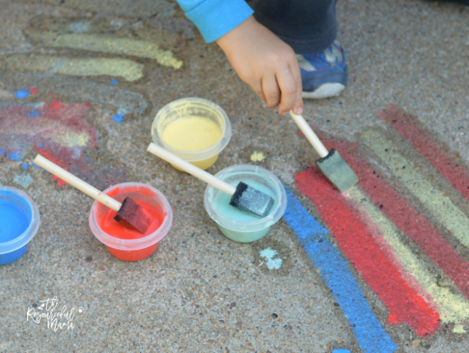 DIY Sidewalk Chalk is fun, easy, and affordable! In just two quick and easy steps, the kids will have a fun outdoor activity. summer|spring|preschool|kindergarten| kid activity|painting|frugal|reuse|repurpose