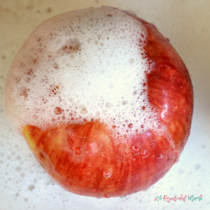 These apple volcanoes combine the classic baking soda and vinegar reaction to create a fun and simple science activity for kids. We took this one step further and asked the kids to make predications. fall | science experiment | STEM