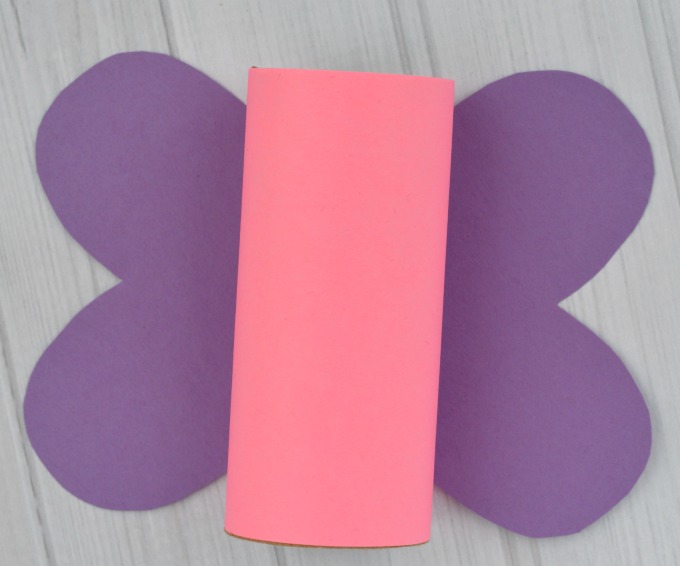 Reuse paper rolls to make this toilet paper roll butterfly craft. Kids can make them as a craft for Valentine's Day, spring, summer, or a butterfly unit. 