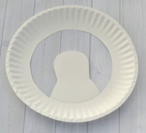 This paper plate turkey craft is a fun Thanksgiving craft for kids.