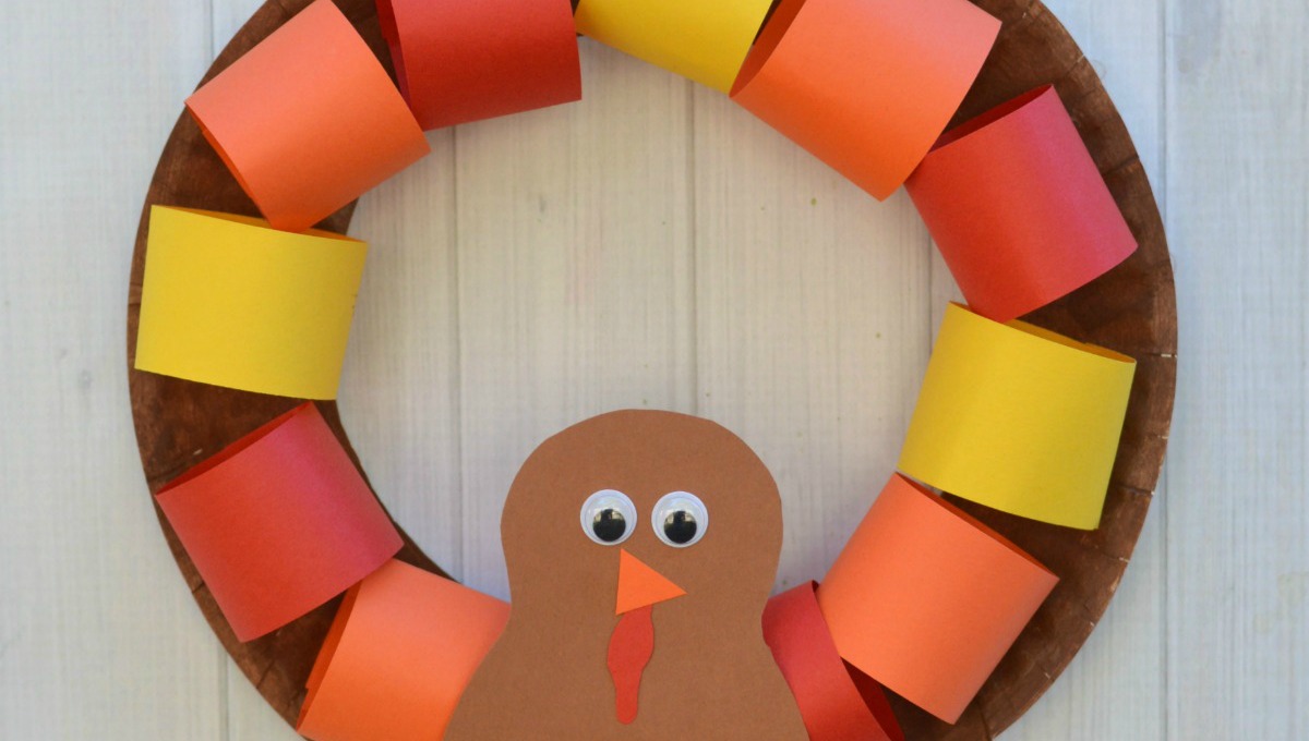 Flat Clothespin Turkey Kid Craft - The Resourceful Mama