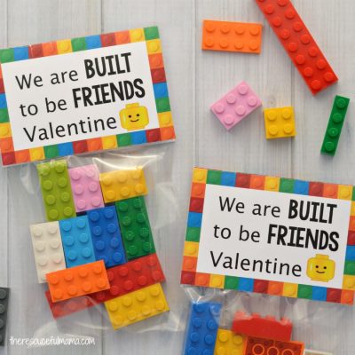 Your Lego loving kids are going to love giving their friends and classmates these Lego Valentine Cards and little sack of Legos for Valentine's Day. 